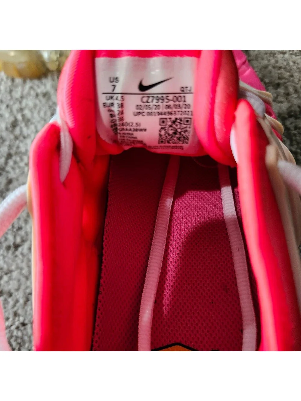 Nike Air VaporMax Plus Women's Running Shoes Size 7 Pink Coral